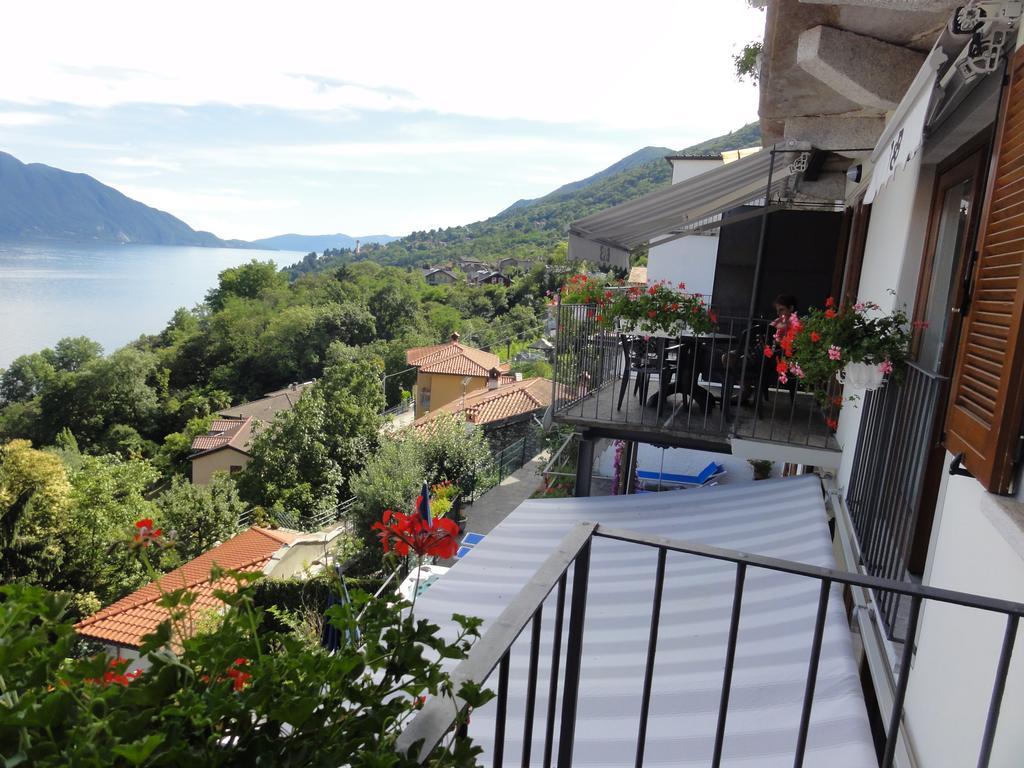 Casale Fe-Wo - Appartamenti Con Vista Lago كانيرو ريفييرا الغرفة الصورة