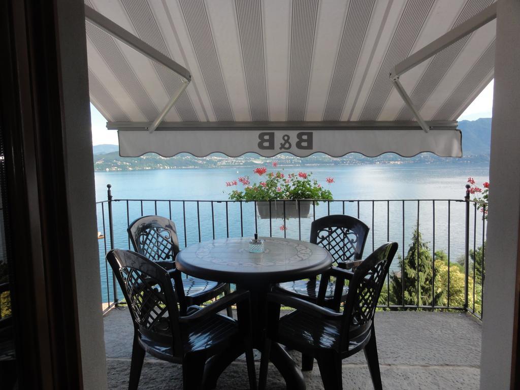 Casale Fe-Wo - Appartamenti Con Vista Lago كانيرو ريفييرا الغرفة الصورة
