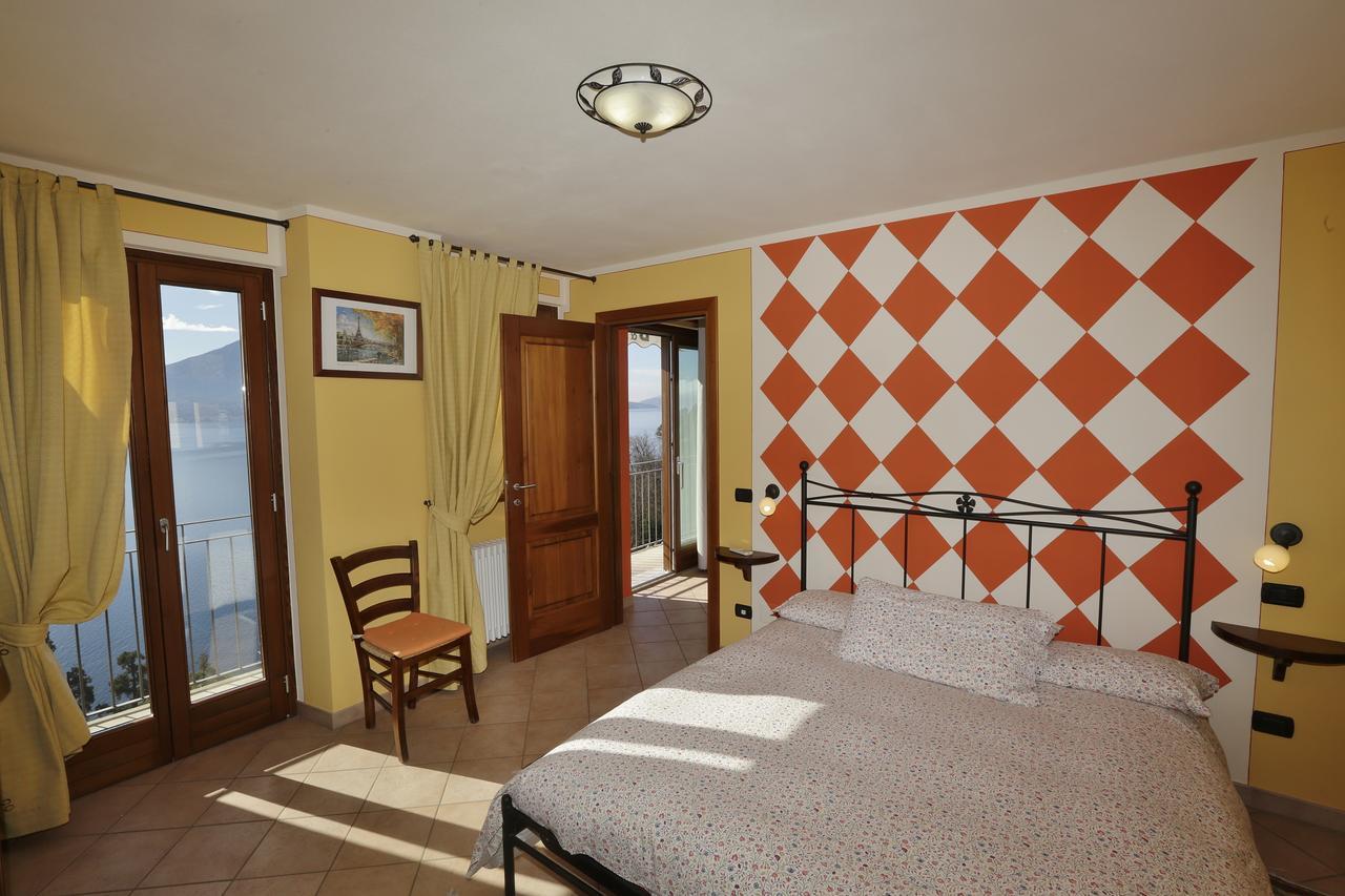 Casale Fe-Wo - Appartamenti Con Vista Lago كانيرو ريفييرا المظهر الخارجي الصورة